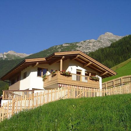 Haus Harbauer Apartment Neustift im Stubaital Luaran gambar