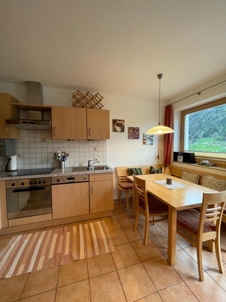 Haus Harbauer Apartment Neustift im Stubaital Luaran gambar